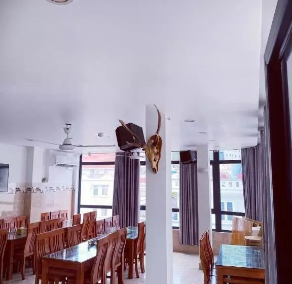 هتل Khách Sạn Anh Thuận