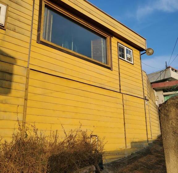 پانسیون Sky Karaoke