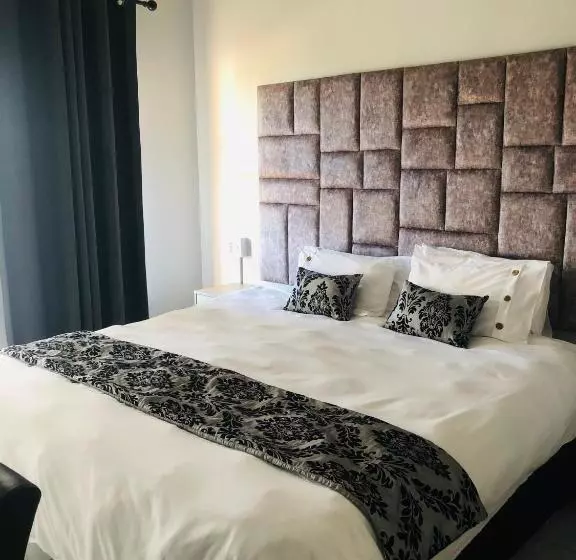 ペンション Elihle Guest House