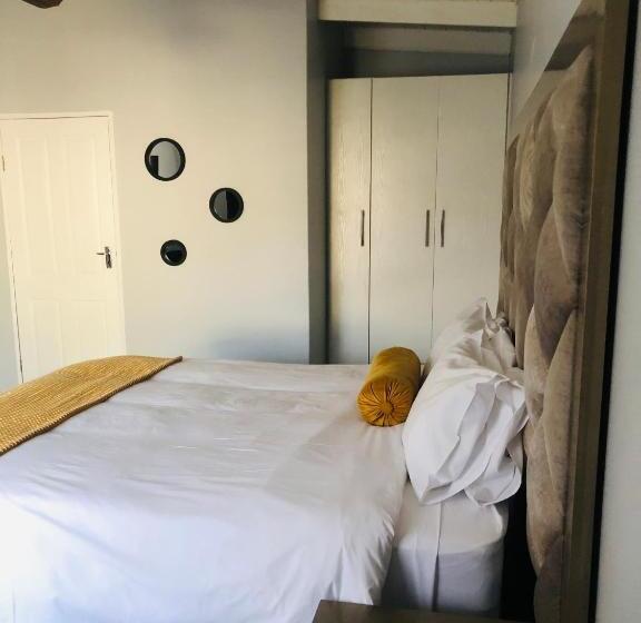 ペンション Elihle Guest House