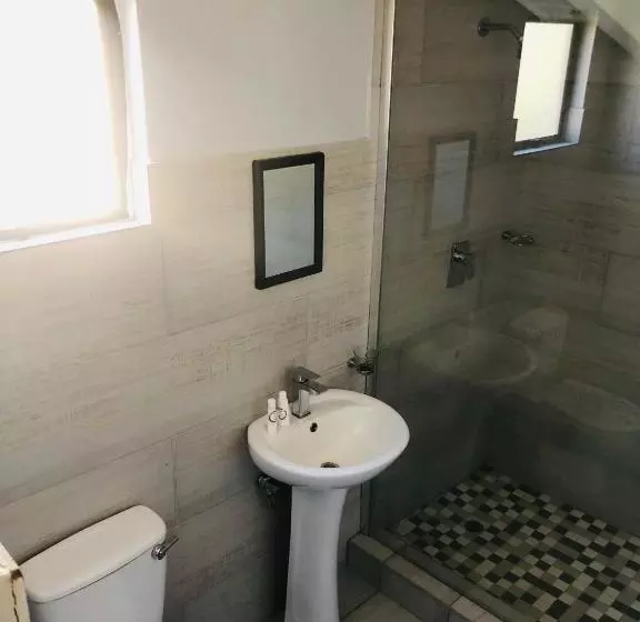 ペンション Elihle Guest House