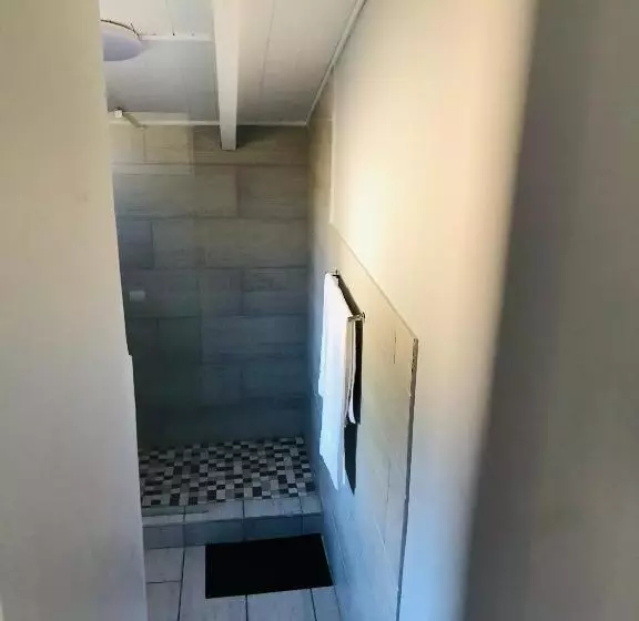 ペンション Elihle Guest House