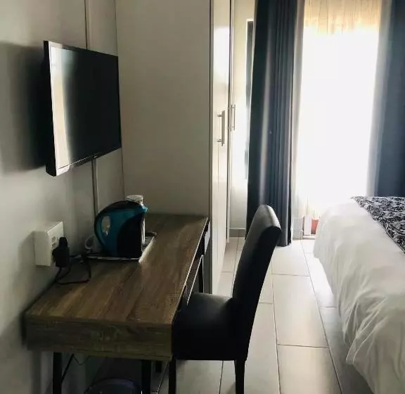 ペンション Elihle Guest House