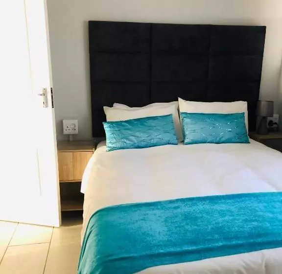 ペンション Elihle Guest House