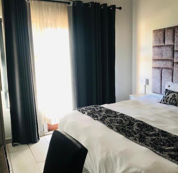 ペンション Elihle Guest House