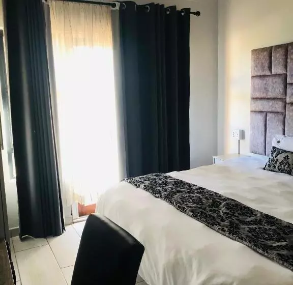 ペンション Elihle Guest House