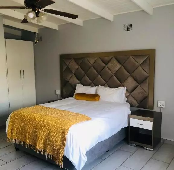 ペンション Elihle Guest House