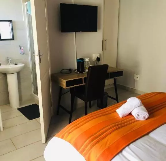 ペンション Elihle Guest House