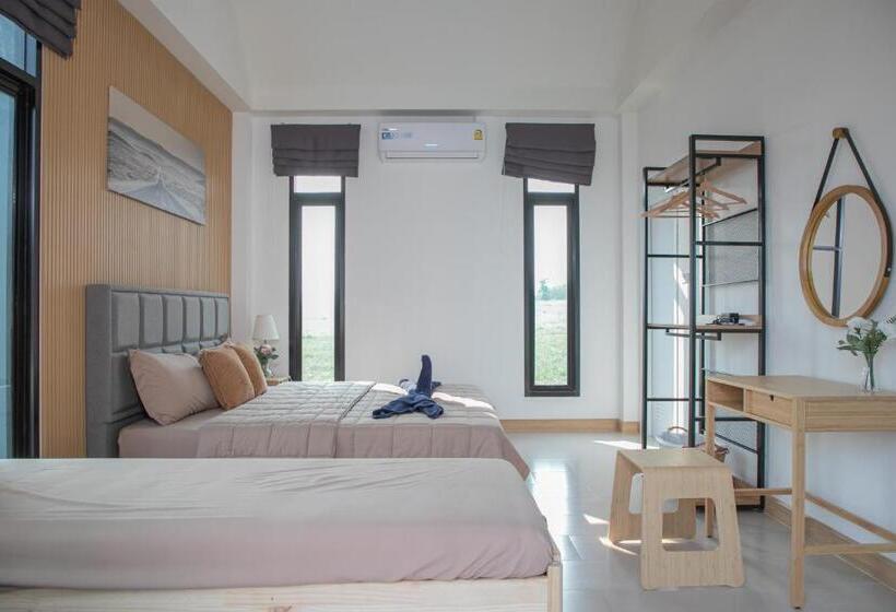 ペンション La Luna พูลวิลล่าเขาใหญ่