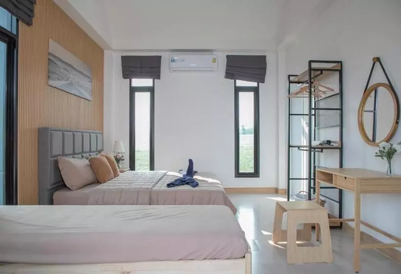 ペンション La Luna พูลวิลล่าเขาใหญ่