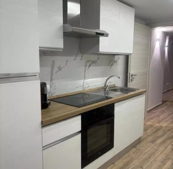 Aamiaismajoitus (B&B) Carmen’s House