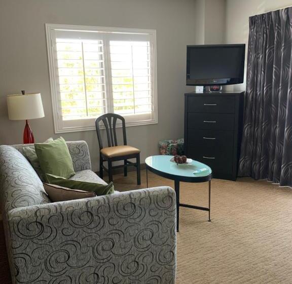 Great Location Studio Pool/lake View Orlando I Drive