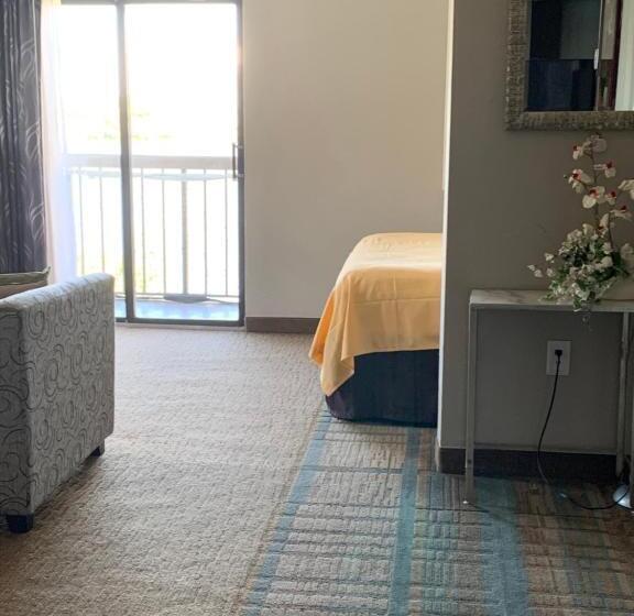 Great Location Studio Pool/lake View Orlando I Drive