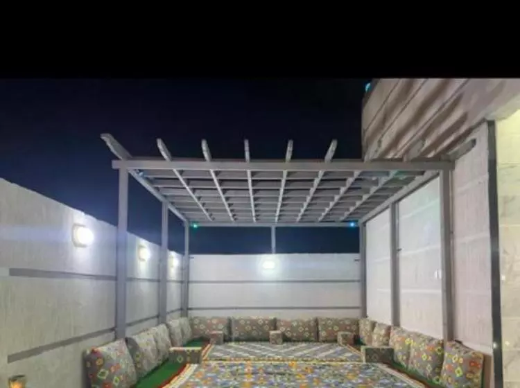 Hotelli استراحة وشاليهات عزيزه