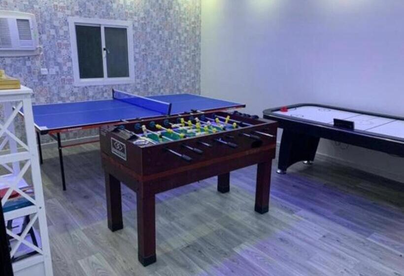 Hotell استراحة وشاليهات عزيزه