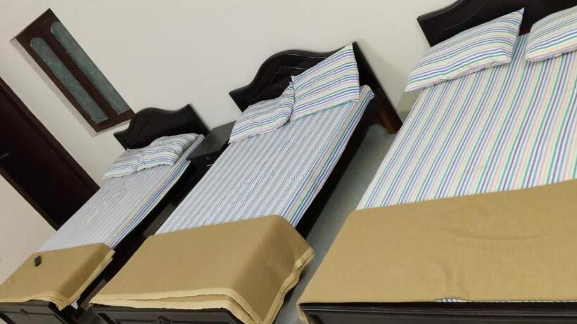 Hotel Kumaragam Resorts