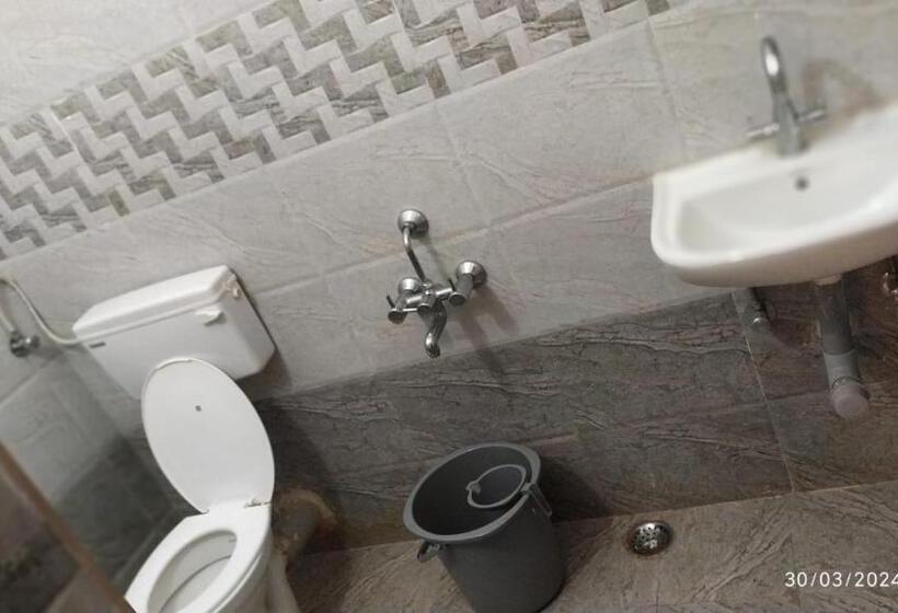 Hotelli Kumaragam Resorts