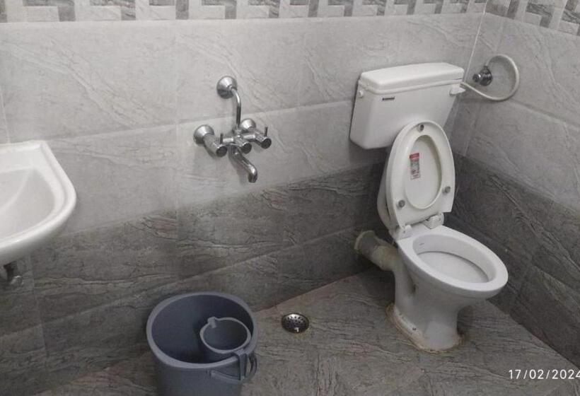 Hotelli Kumaragam Resorts