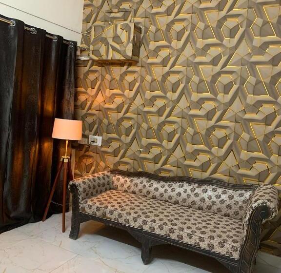 هتل Gorakhnath Guest House