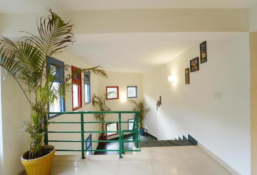 Отель Sonam Plaza