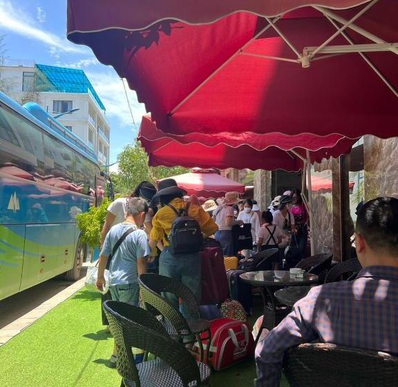 Khách Sạn Moonlight   Sen Biển Hotel   Lc Sầm Sơn