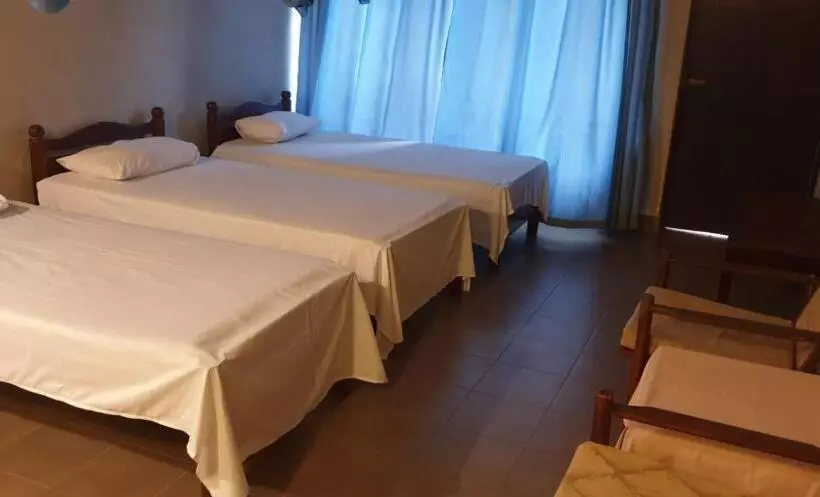 ペンション Ashok Hotel Anuradhapura