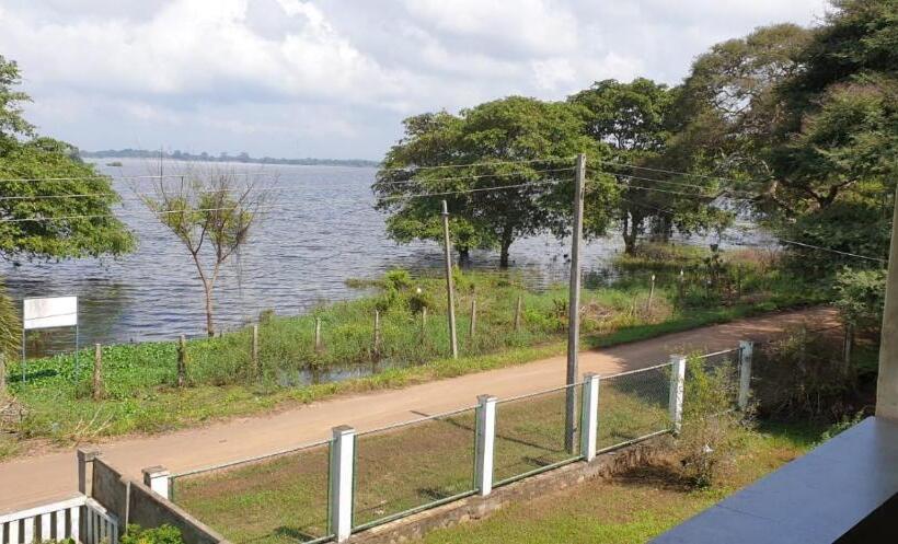 بنسيون Ashok Hotel Anuradhapura