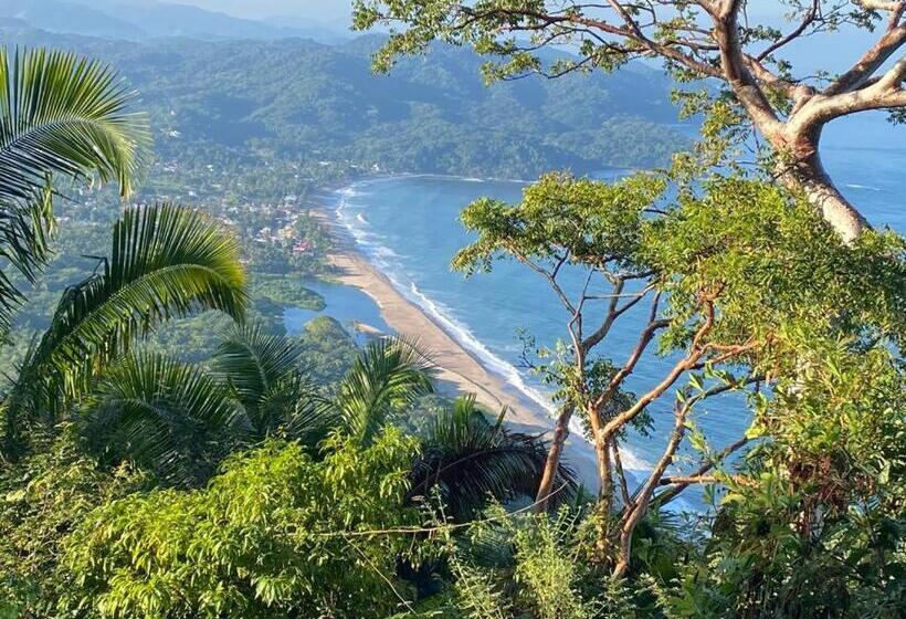 ペンション Casa Taller