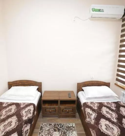 پانسیون Guest House Gumbaz Sts