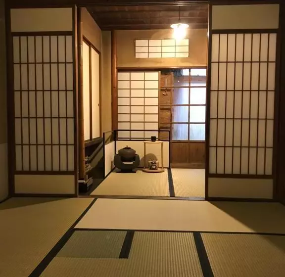 Majatalo 金文堂　kinbundo