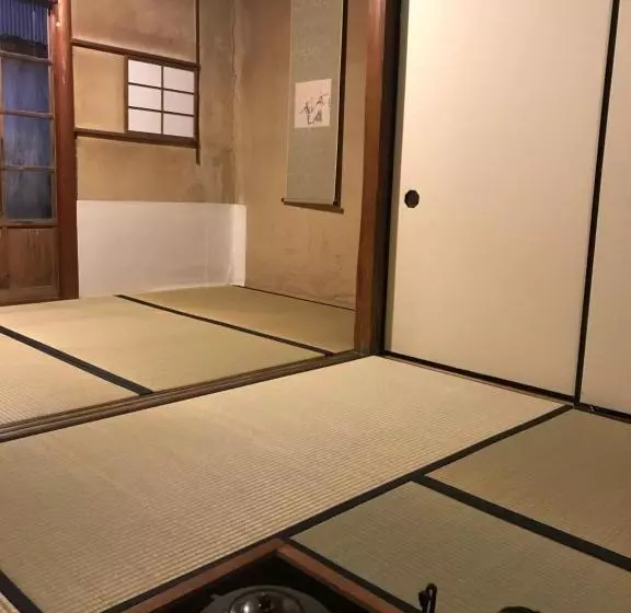 Majatalo 金文堂　kinbundo