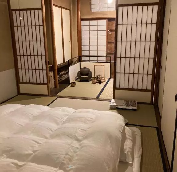 Majatalo 金文堂　kinbundo