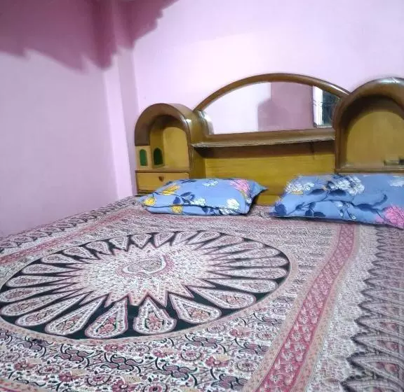 Majatalo Shuklahomestay
