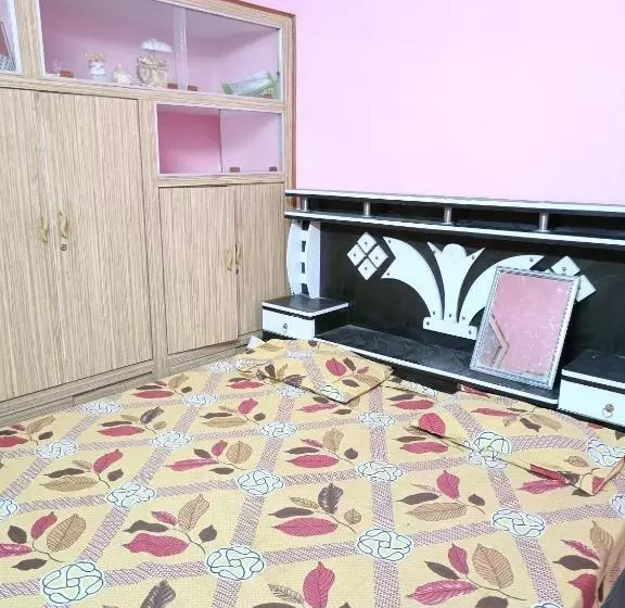 Majatalo Shuklahomestay