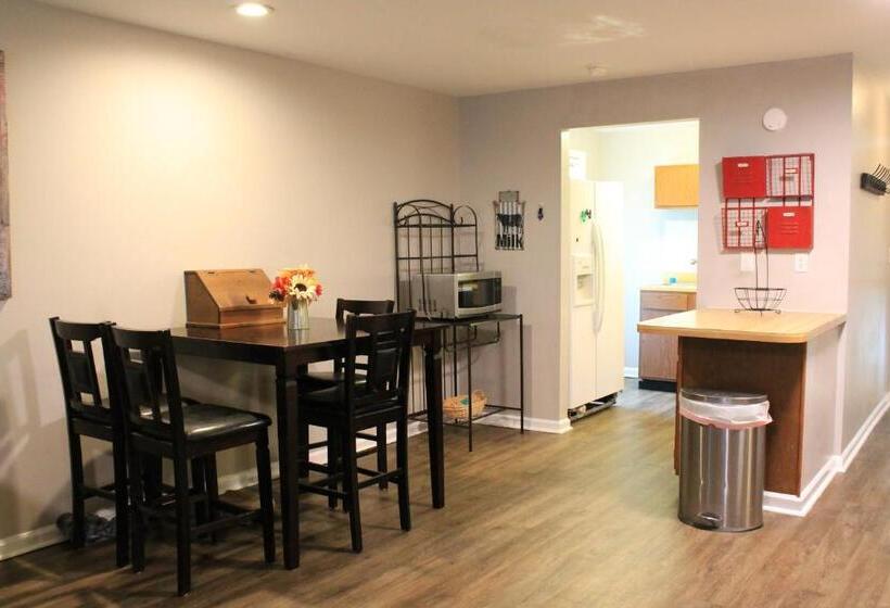 Пансион The Guest House