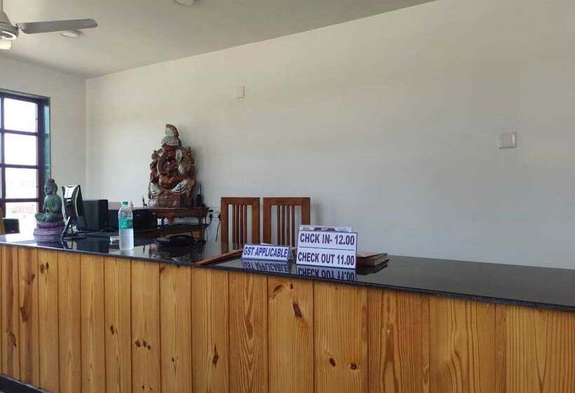 Resort Tarangamala On Beach