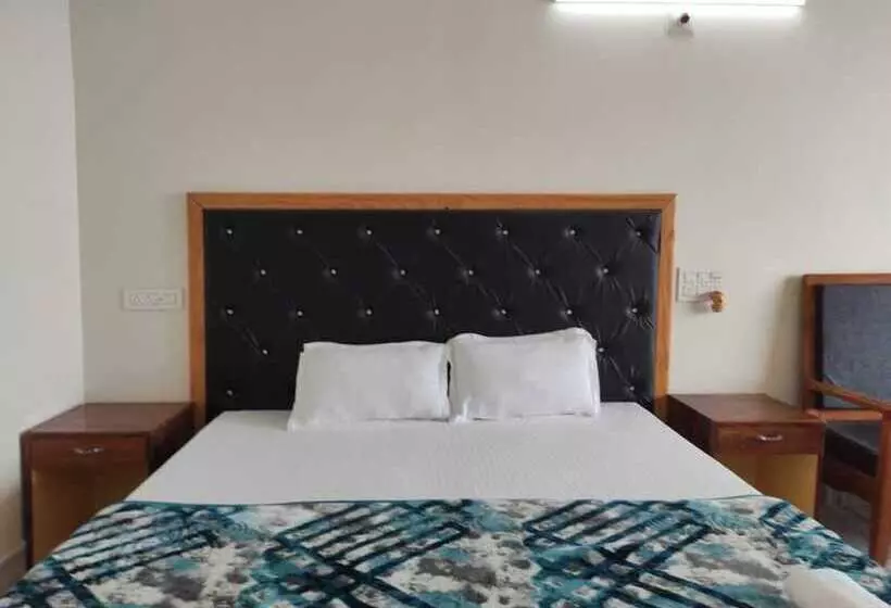 リゾートホテル Tarangamala On Beach