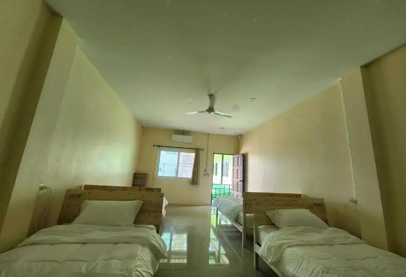 ユースホステル Skypearl Guesthouse & Pub