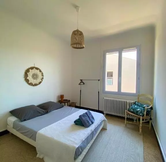 Aamiaismajoitus (B&B) Les Alyscamps
