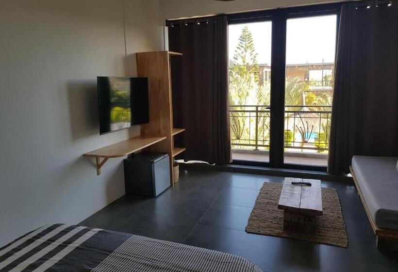 تختخواب و صبحانه Villas Rocher   Junior Suite 3b