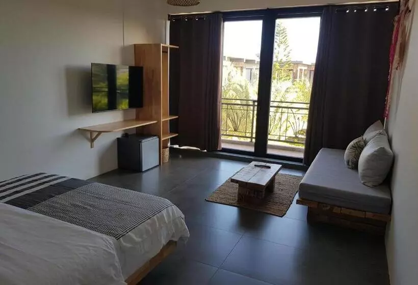 تختخواب و صبحانه Villas Rocher   Junior Suite 3b