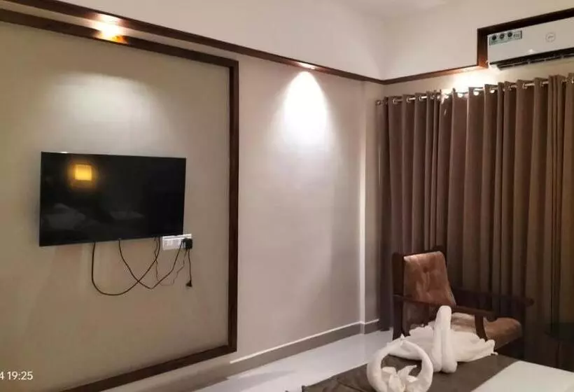 Ezhimala Ayurveda And Wellness Resort