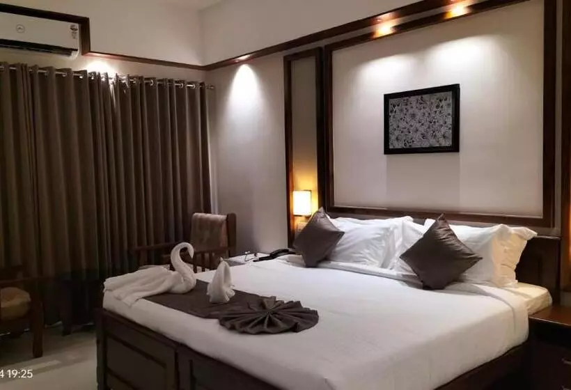 Ezhimala Ayurveda And Wellness Resort