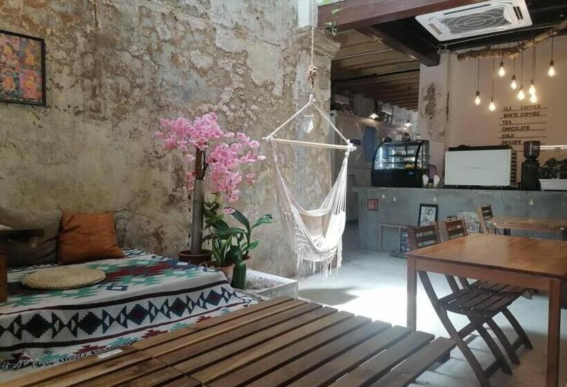 Hotel-cápsula V Space Capsule Cafe Melaka