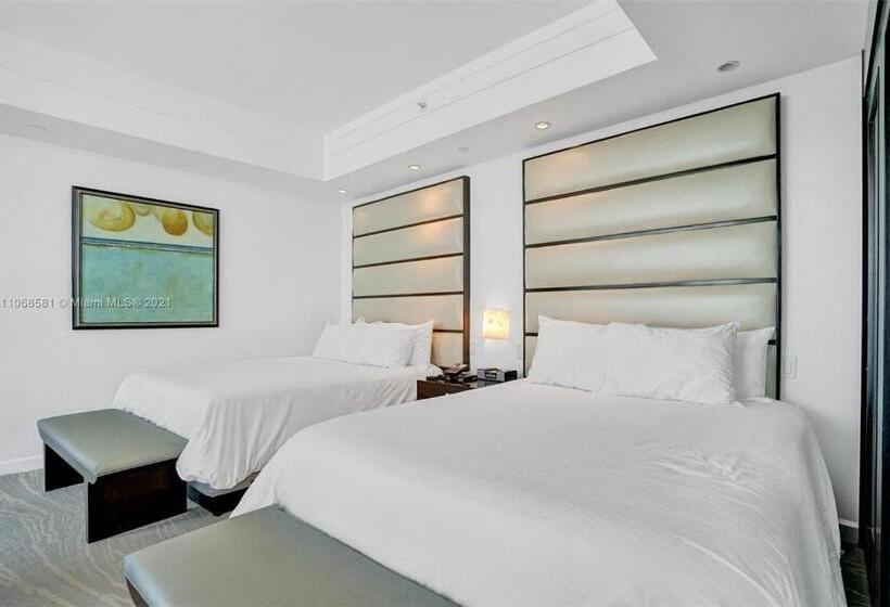 호텔 Fontainebleau Miami Beach