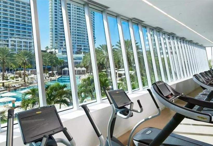 هتل Fontainebleau Miami Beach