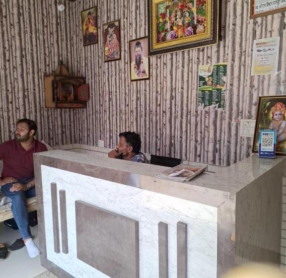 Отель Shree Ram Krishna Dham