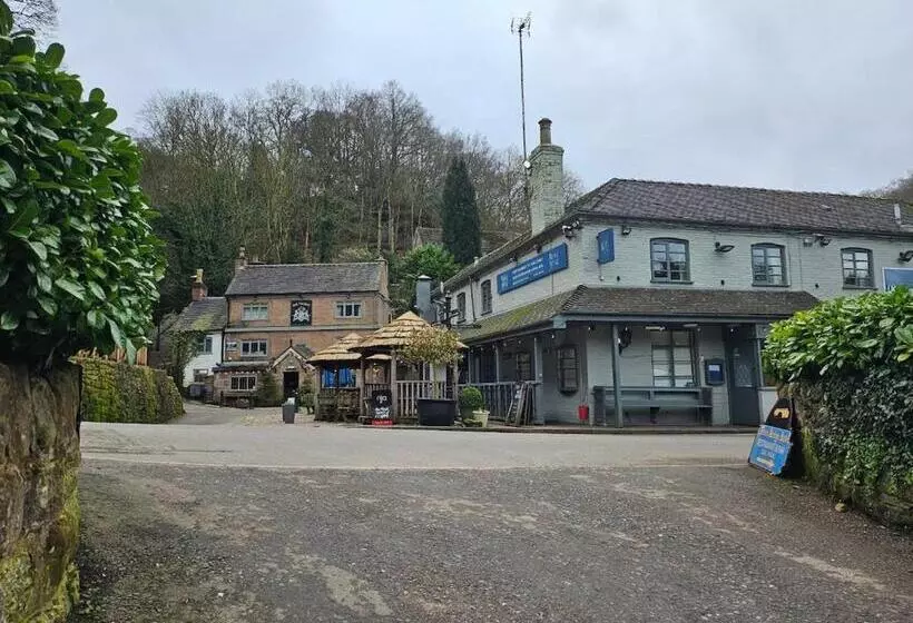 Hotelli The Bridge House Restaurant And