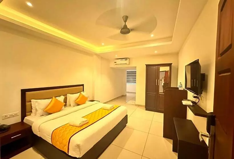 Luxe Hotel Thekkady