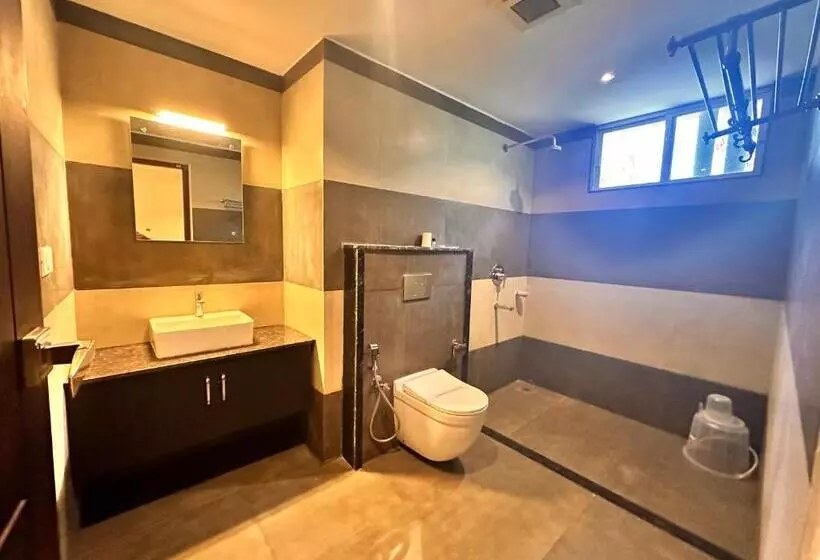 Luxe Hotel Thekkady
